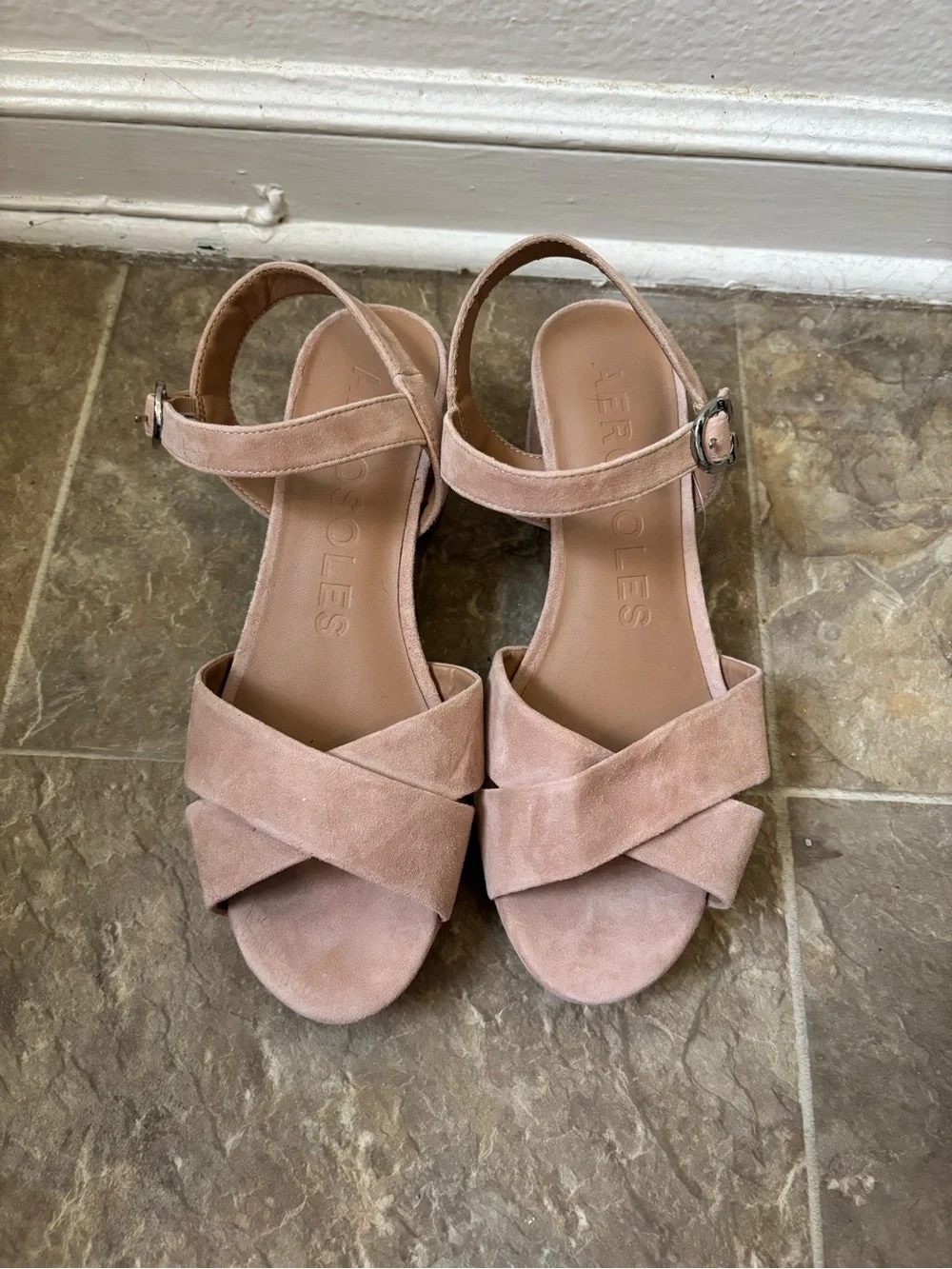 AEROSOLES chic blush